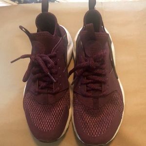 Nike Hurrache size 6